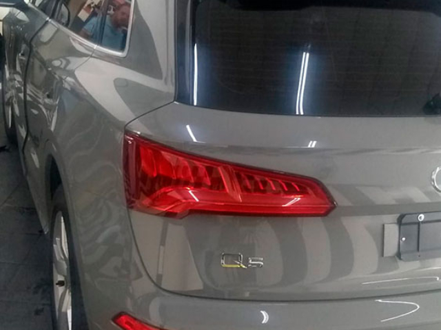 Película de Controle Solar Automotivo Isquierdo Center Som (1)