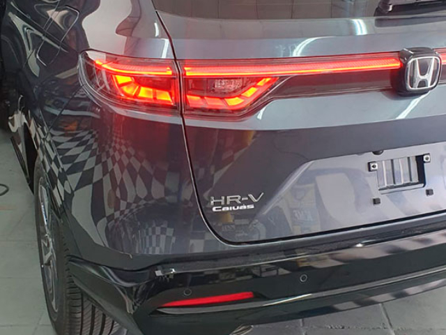 Película de Controle Solar Automotivo Isquierdo Center Som (12)