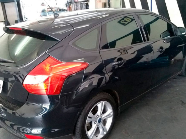 Película de Controle Solar Automotivo Isquierdo Center Som (17)